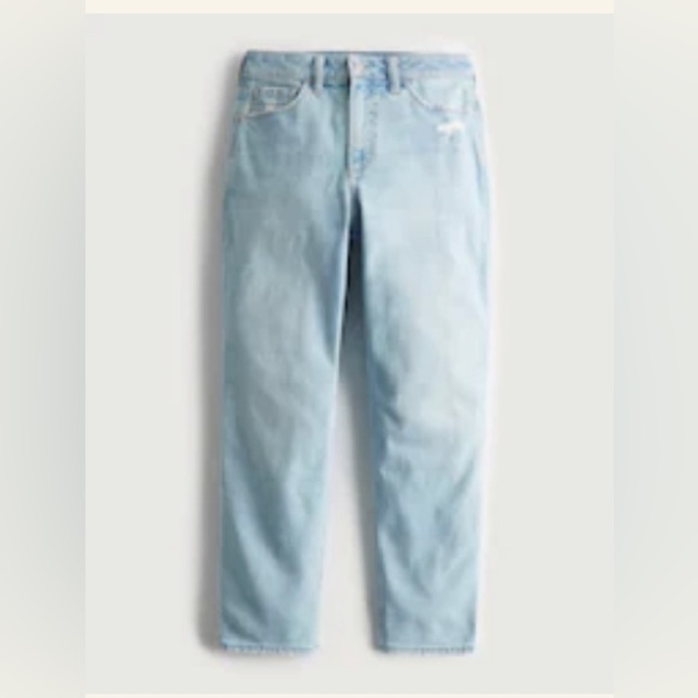 Curvy High-Rise Distressed Light Wash Mom Jeans